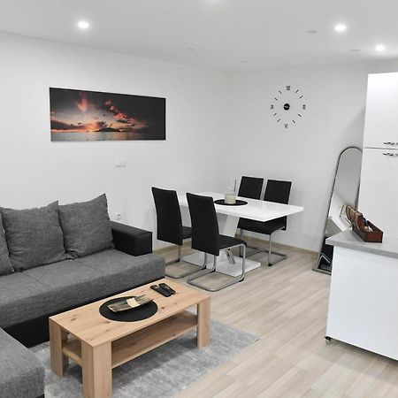Apartman Lucia Ðakovo المظهر الخارجي الصورة