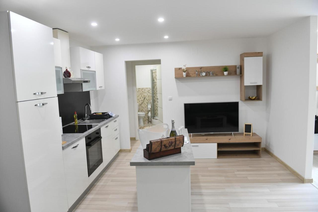 Apartman Lucia Ðakovo المظهر الخارجي الصورة